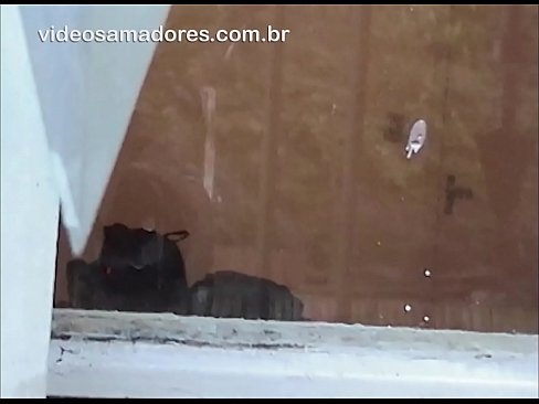 ❤️ Мүйүздүү жигит башка жигит менен сүйлөшкөн кызын карап, жубайларды бузбай блять видеого тартып жатат ❌ Секс видео боюнча бизде